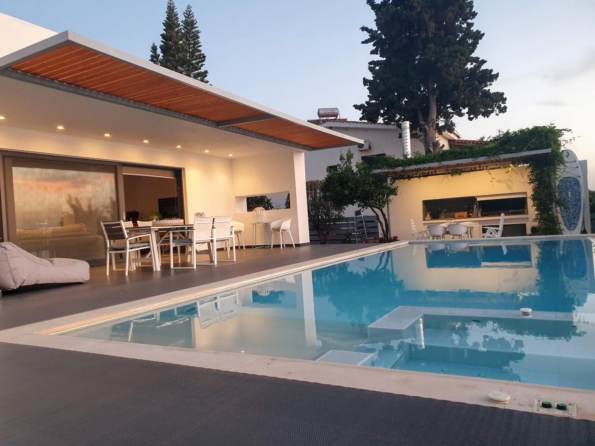 Villa Titi Kamínia Exteriör bild